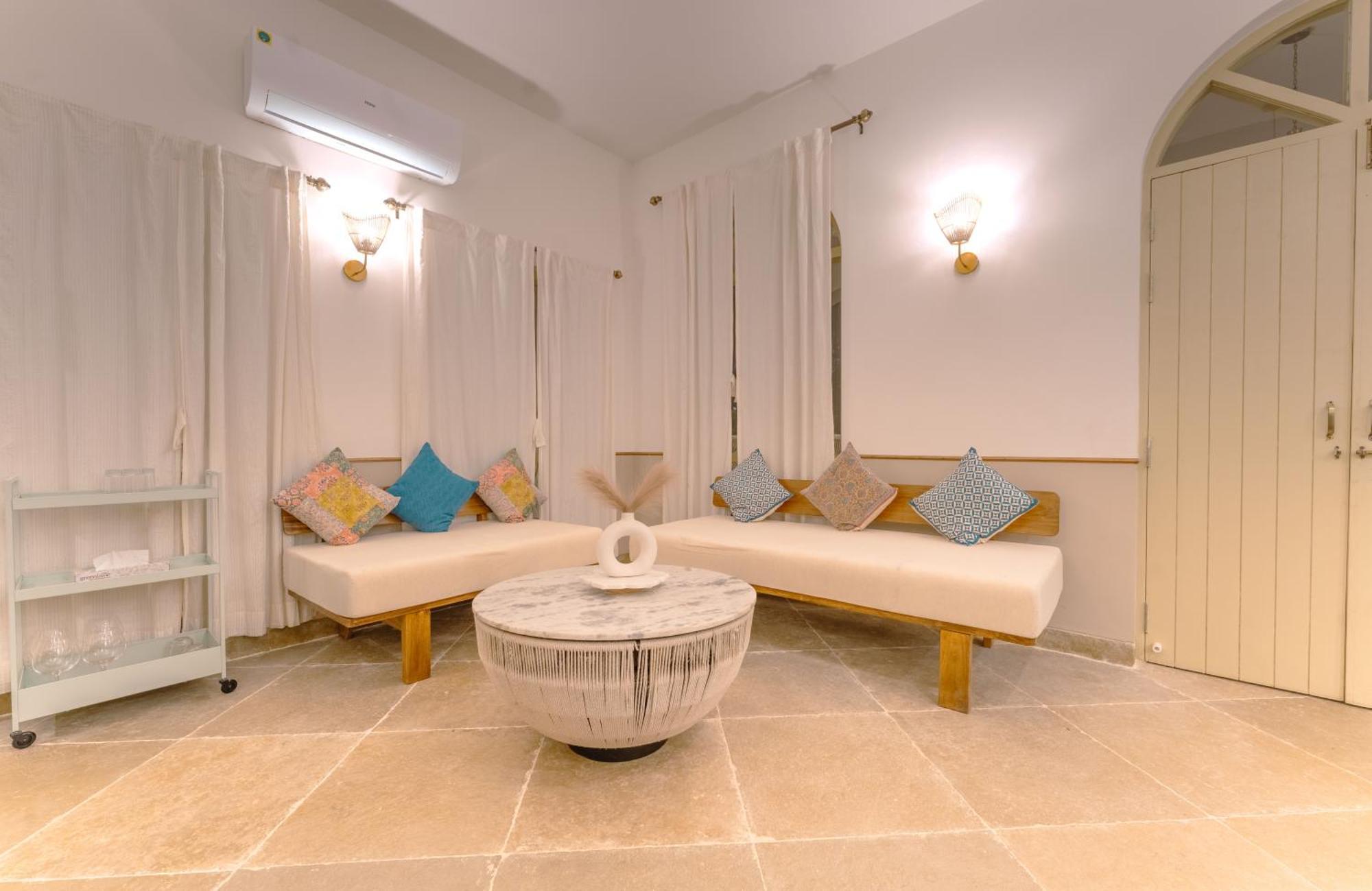 Barcelona Villas At Love Story Siolim- 3Bhk Private Pool Villas Exterior foto
